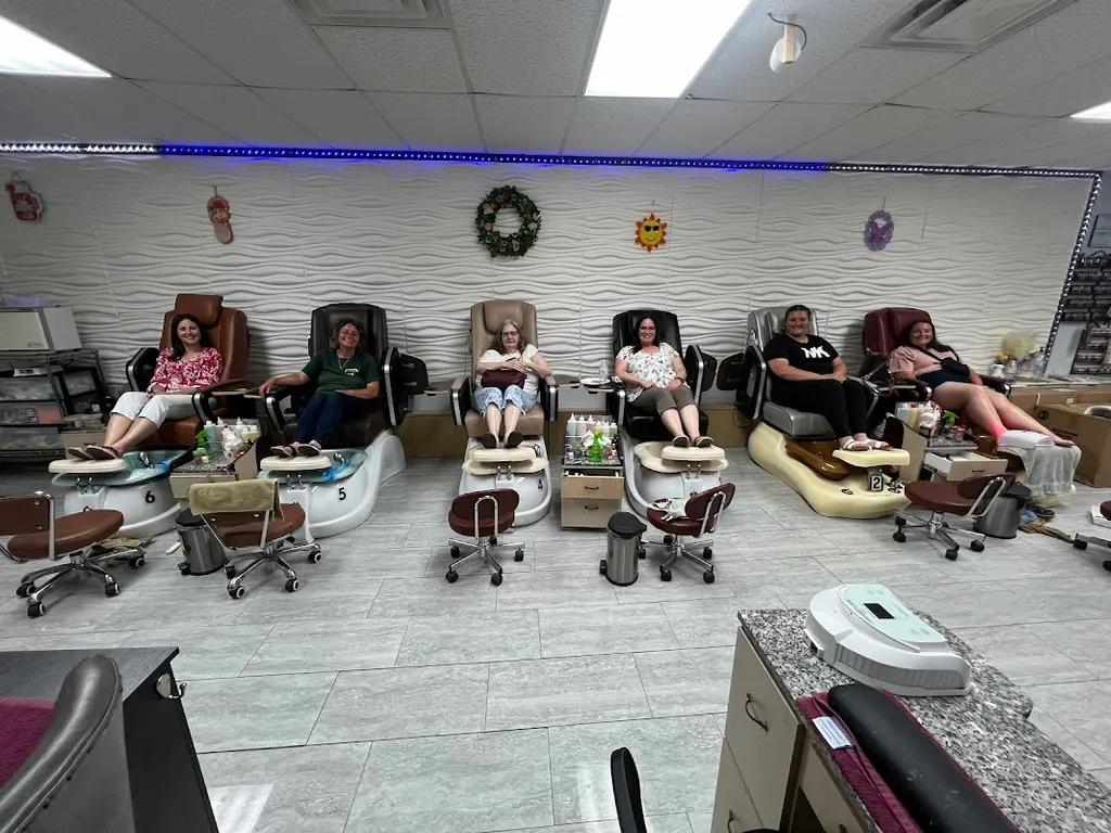Tip Top Nails — Nail salon in Morristown
